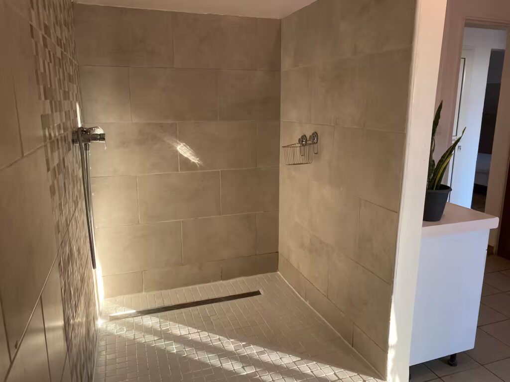 la-kaz-paille-en-queue-villa-avec-piscine-la-reunion-73cc99e1-8683-444f-93fa-54ef318681e3