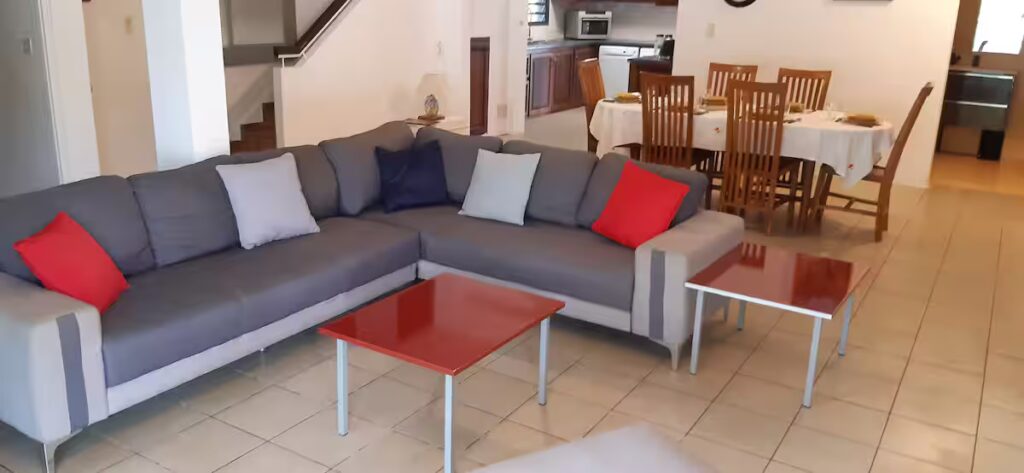 la-kaz-paille-en-queue-villa-avec-piscine-la-reunion-85d137ae-c31e-4f4b-ba30-011b4c3673b7